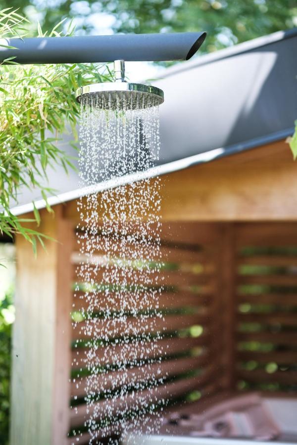 Le Domaine Des Pres Verts Suites & Chambres Avec Jacuzzi Privatif Jouey Exterior foto